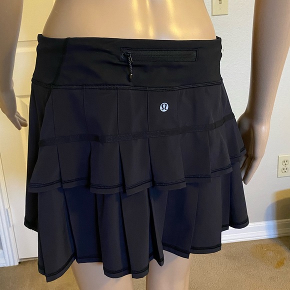 NWOT Lululemon Pace Setter Skirt - Picture 4 of 14
